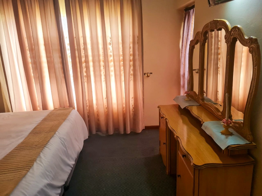 Commercial Property for Sale in Lindequesdrif North West